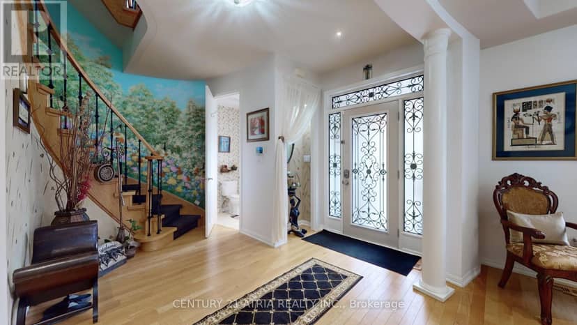 69 Diamond Jubilee Drive — photo 3 of 39