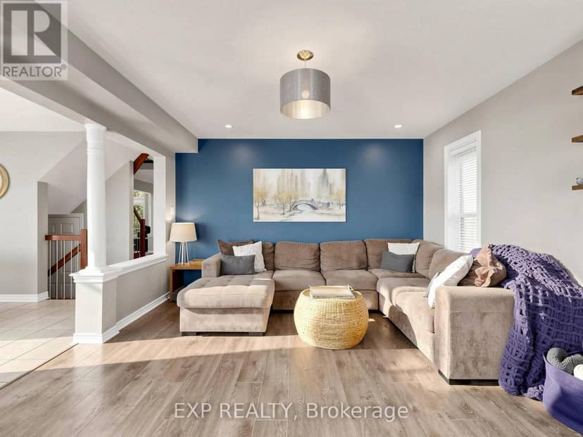 9 Carness Crescent — photo 11 of 40