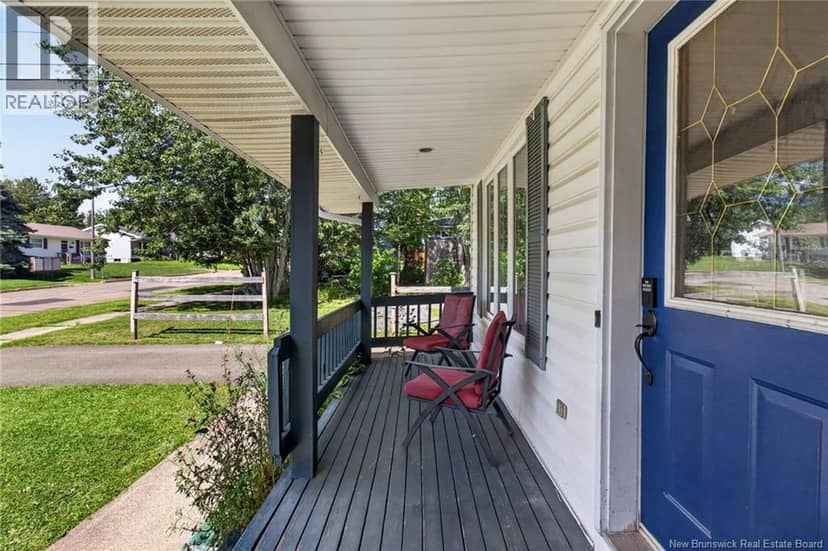 35 Monaghan Drive — photo 4 of 39