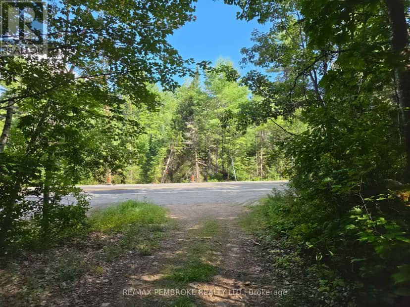 5032 Round Lake Road — photo 38 of 40