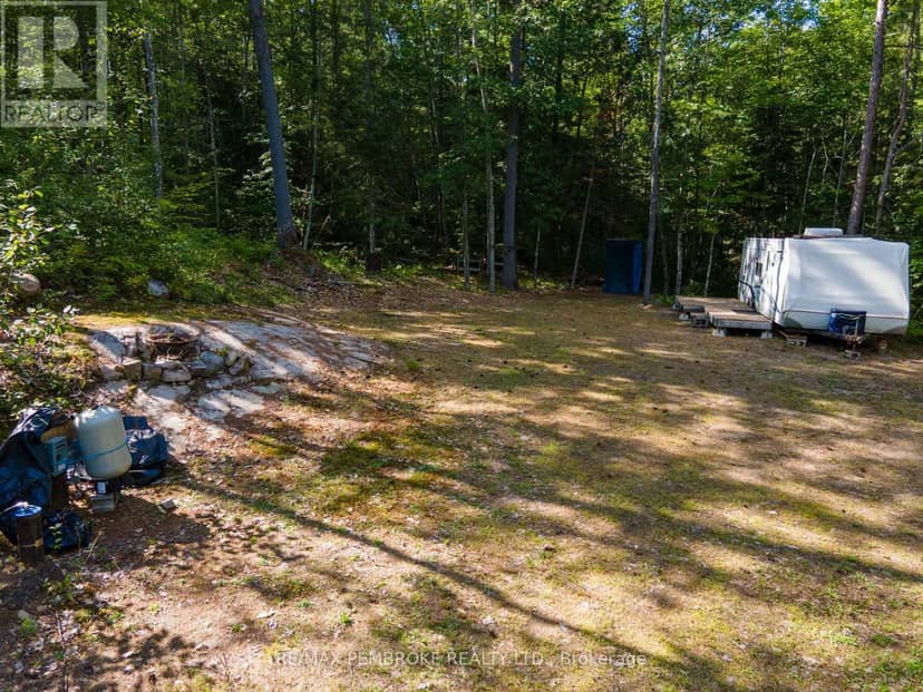 5032 Round Lake Road — photo 9 of 40