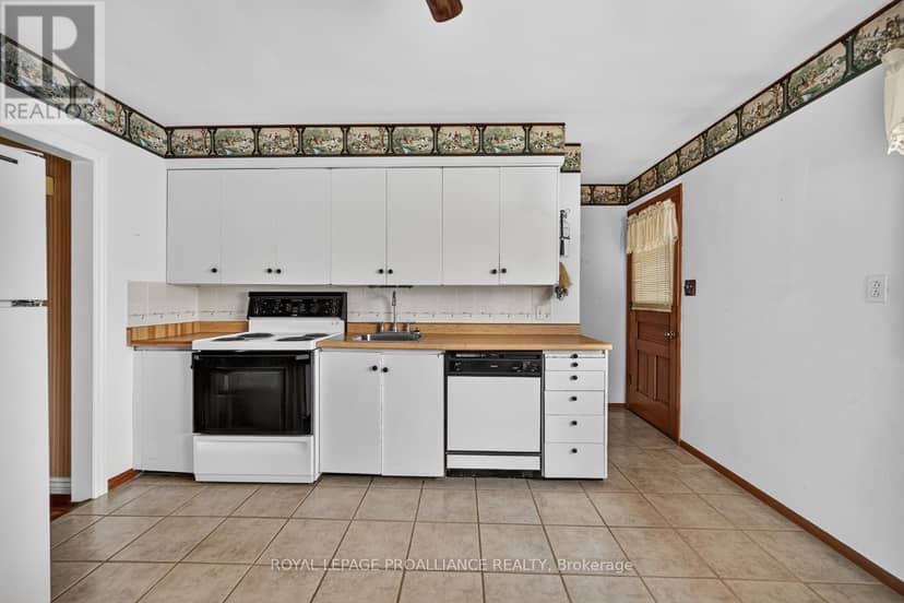 402 Linda Street — photo 10 of 33