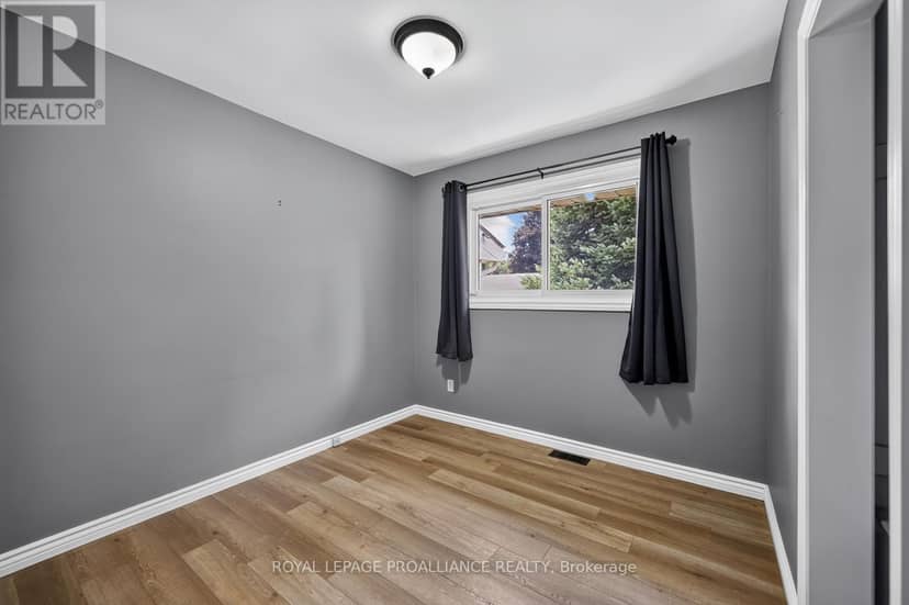 402 Linda Street — photo 11 of 33