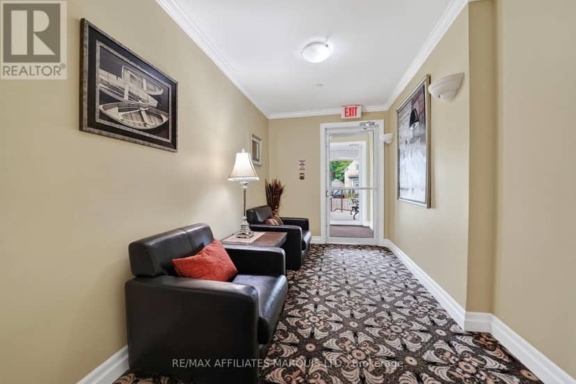 402 - 341 Water Street W — photo 7 of 35