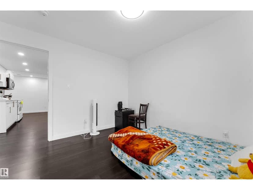 1183 Aster Bv NW — photo 37 of 40