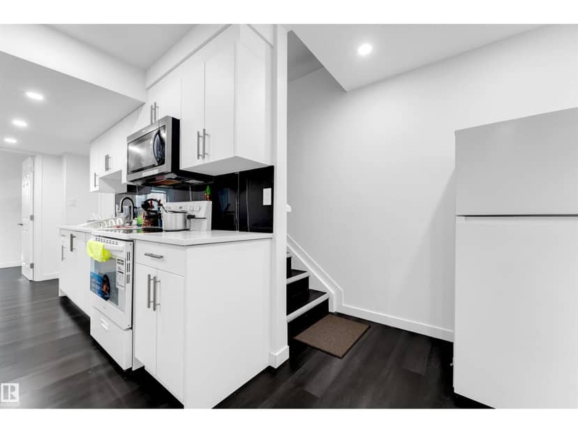 1183 Aster Bv NW — photo 20 of 40