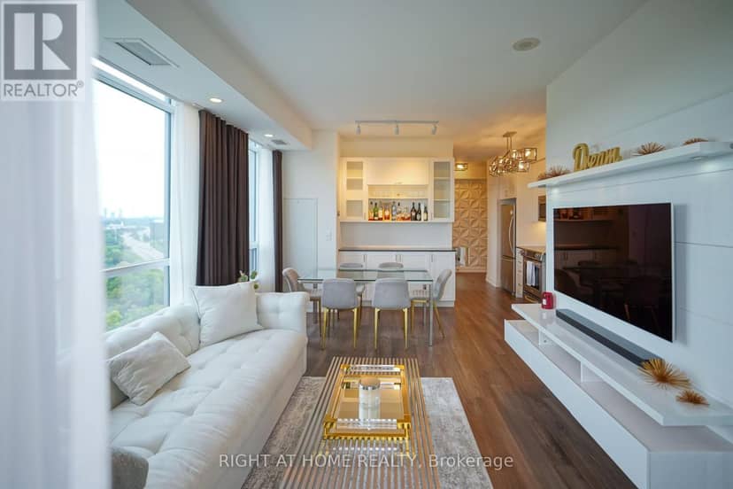 1509 - 18 Graydon Hall Drive — photo 4 of 31