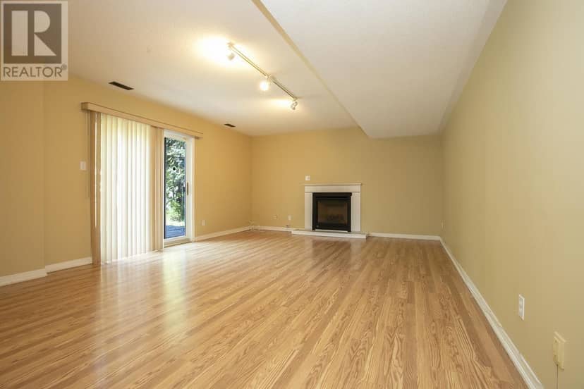 987 Lake ST — photo 40 of 40