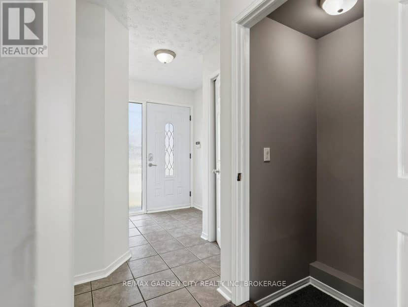 211 Morton Street S, Thorold, photo 7