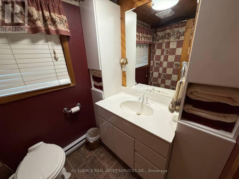 1186 Fantham Road — photo 17 of 34