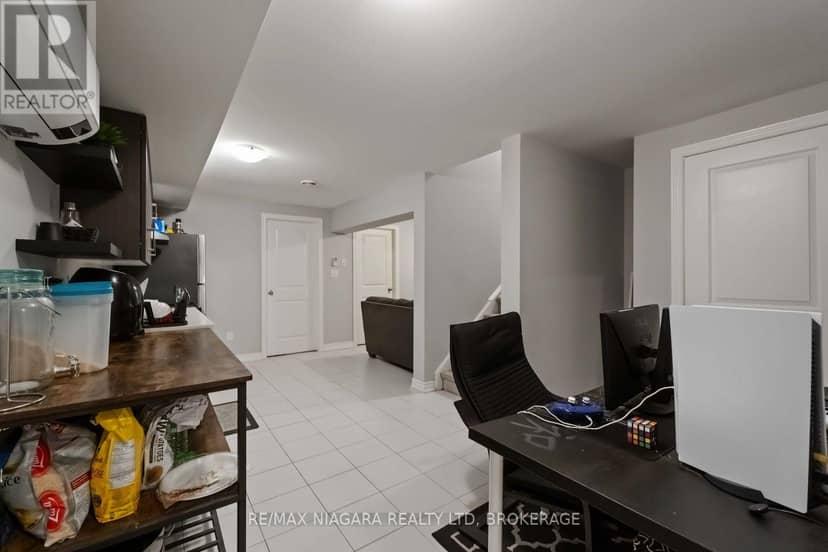 81 Grove Street — photo 33 of 40