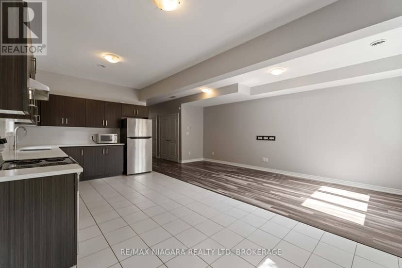 81 Grove Street — photo 11 of 40