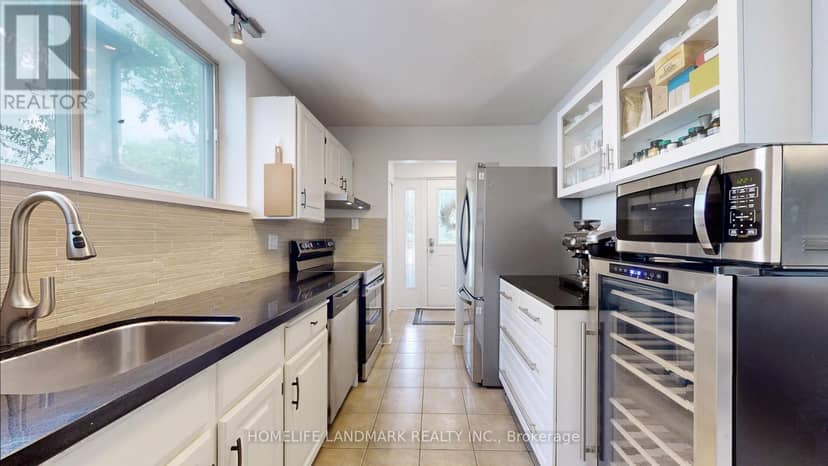 30 Paperbirch Drive — photo 10 of 33