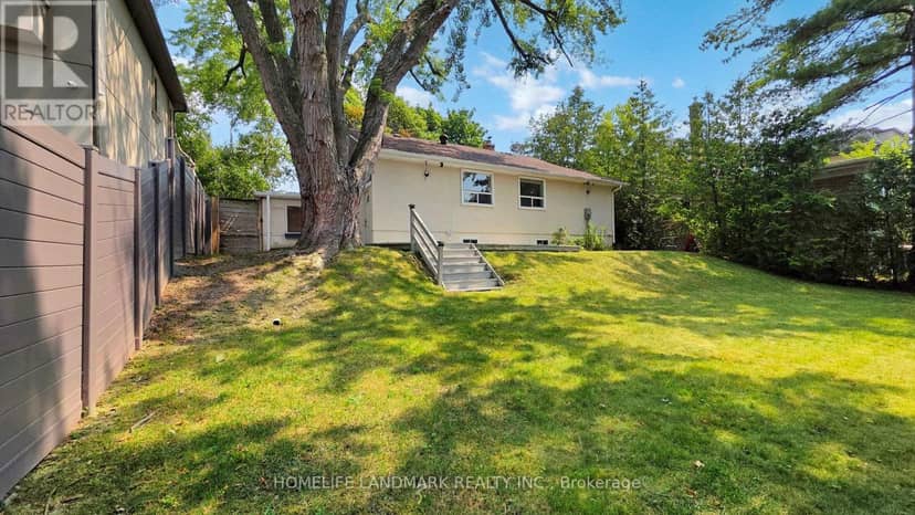 30 Paperbirch Drive — photo 32 of 33