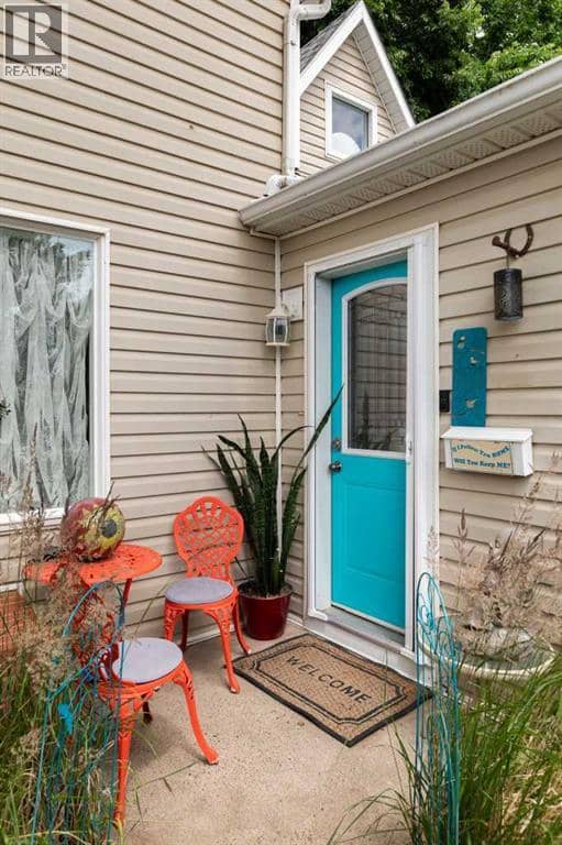 140 6 Street SE, Medicine Hat, photo 4