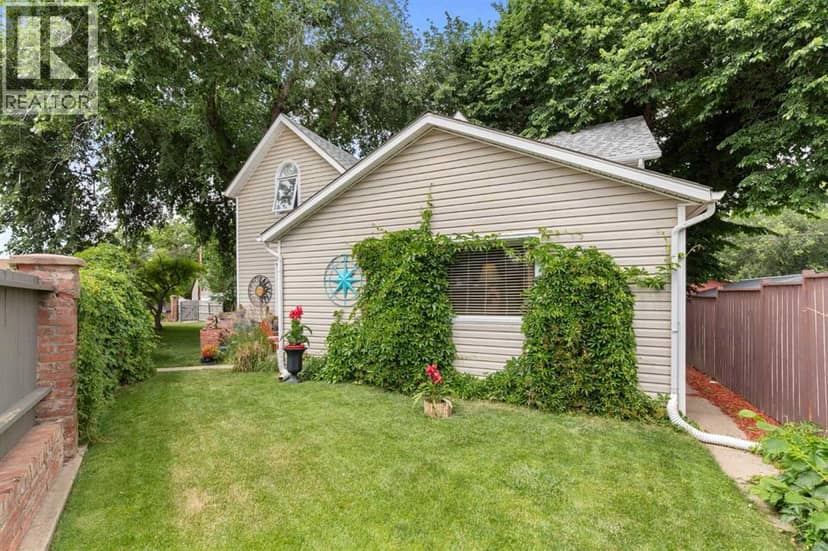 140 6 Street SE — photo 34 of 40