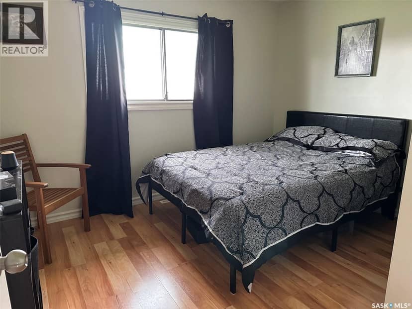 344 Young STREET — photo 8 of 40