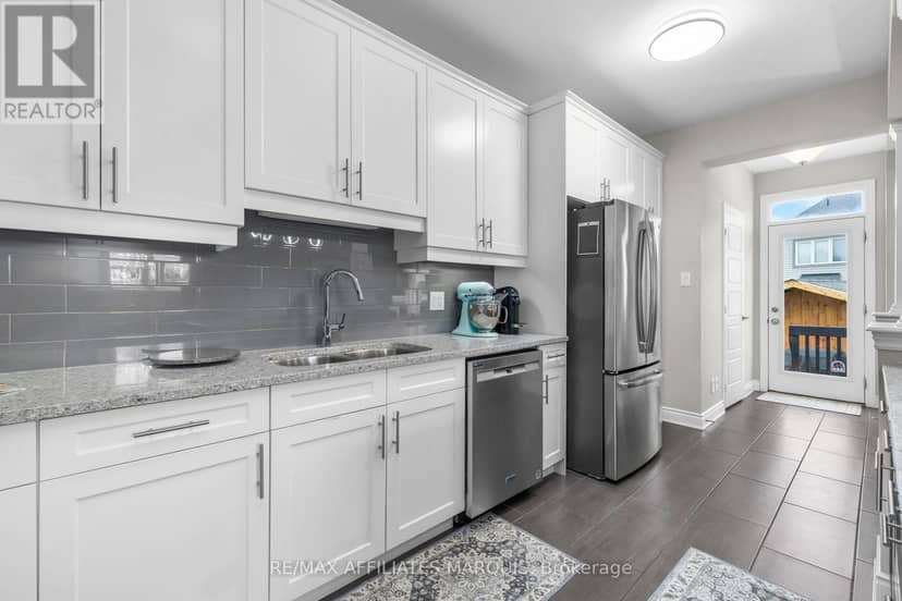14 Sweetbay Circle — photo 18 of 40