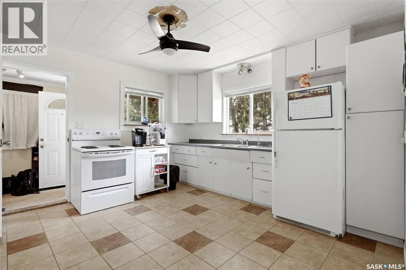 205 1st AVENUE — photo 7 of 40