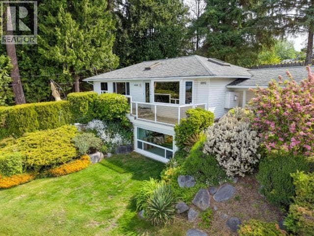 4092 WESTVIEW AVE, Powell River, photo 2