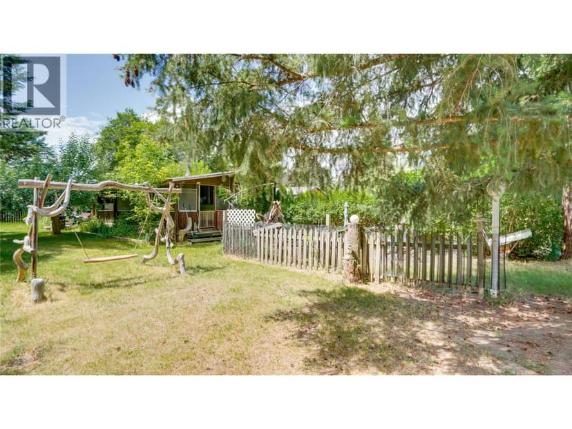 686 Powell Road, Lumby, photo 4