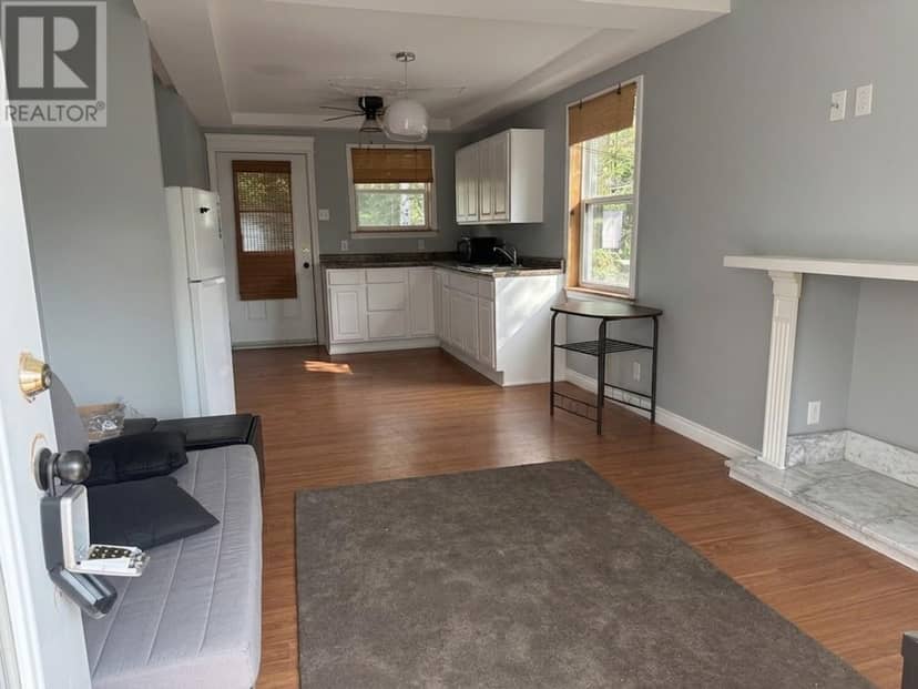 96 Hodgewater Line — photo 2 of 10