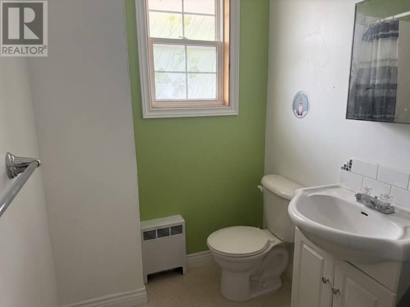 96 Hodgewater Line — photo 8 of 10