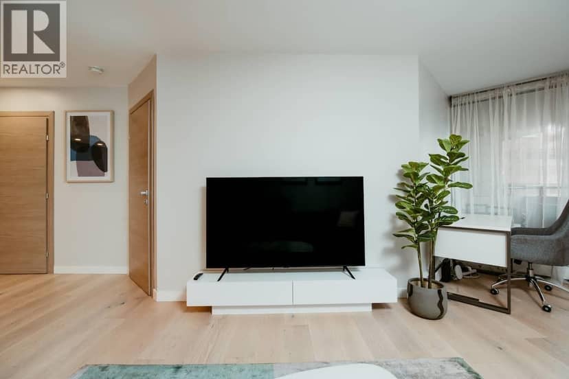 407 1455 Robson Street, Vancouver, photo 4