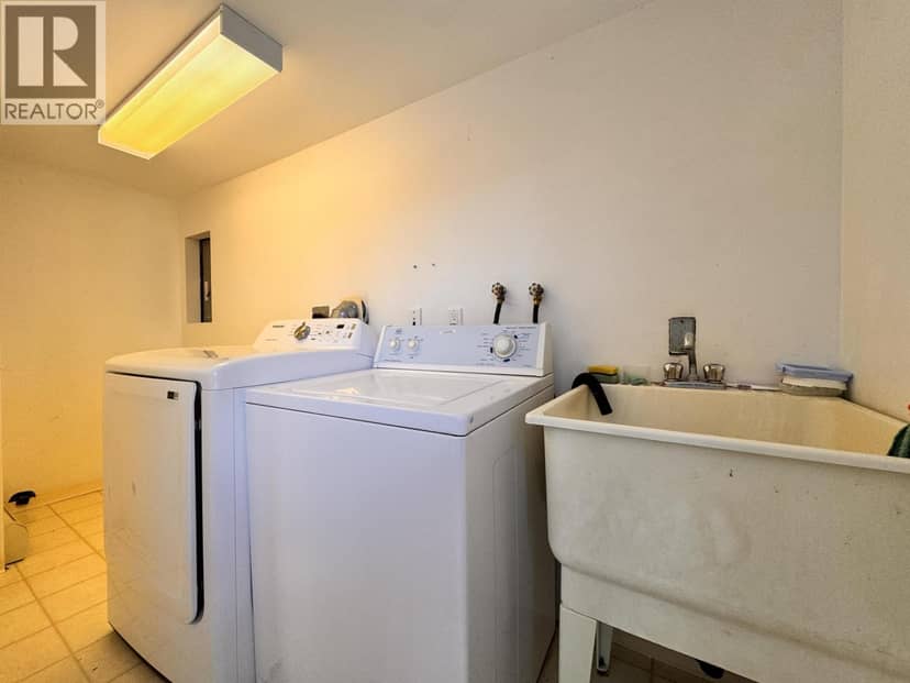 Lower 120 SPRINGER AVENUE, Burnaby, photo 3