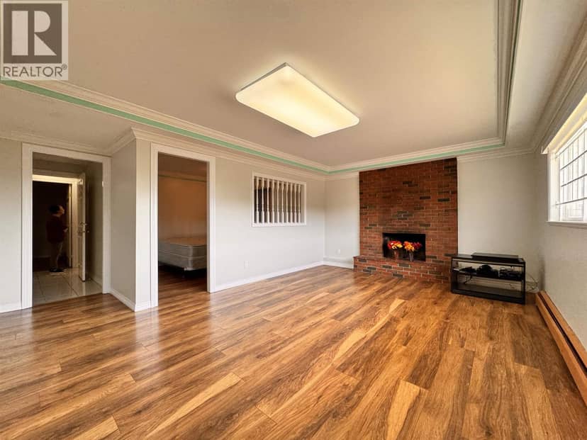 Lower 120 SPRINGER AVENUE, Burnaby, photo 8