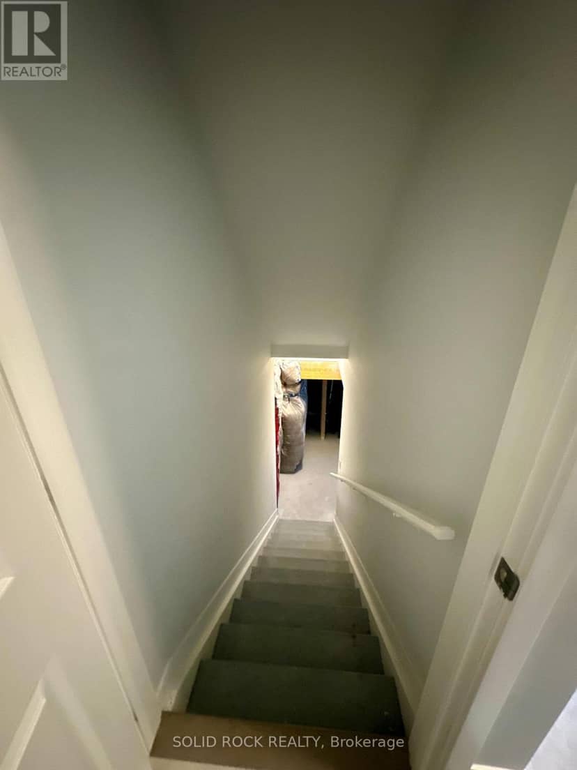 21 Stitch Mews Street, Ottawa, photo 3
