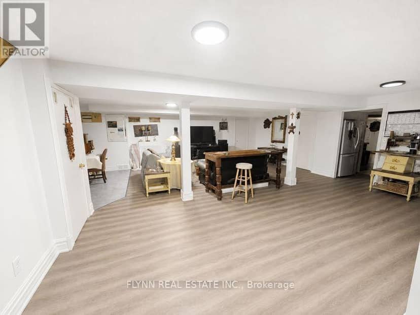 5896 Valley Way — photo 34 of 40