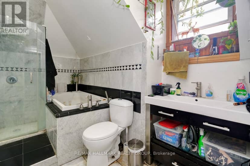 460 Wilbrod Street — photo 38 of 40