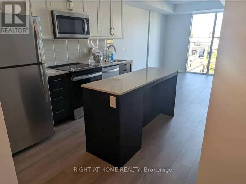 211 - 201 Brock Street S — photo 10 of 38