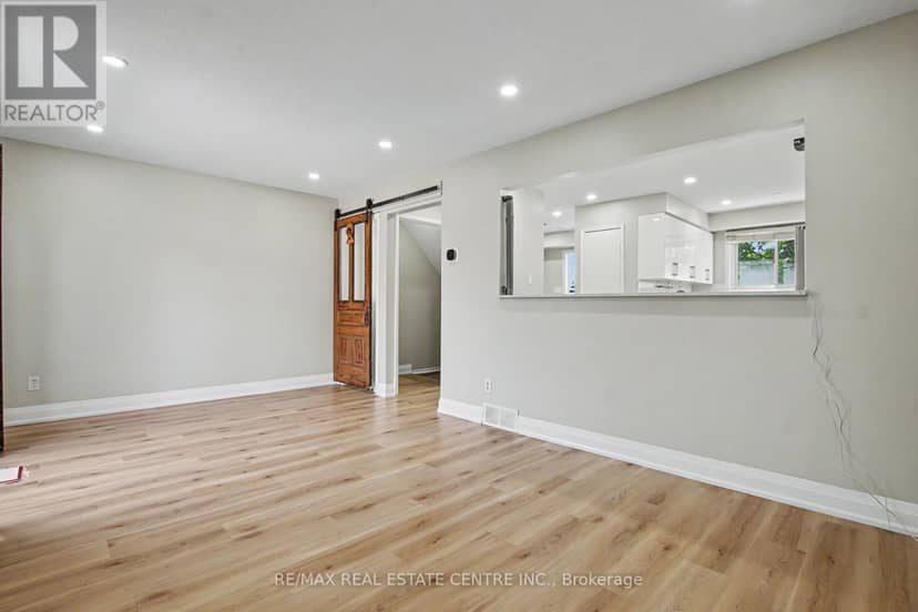 4 Seaforth Court — photo 12 of 34