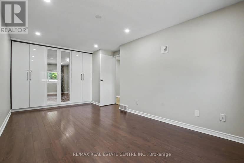 4 Seaforth Court — photo 16 of 34