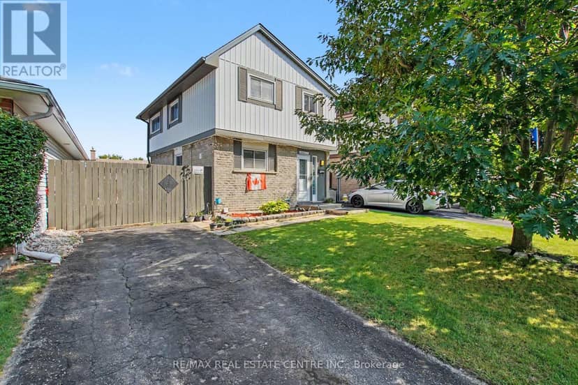 4 Seaforth Court — photo 2 of 34