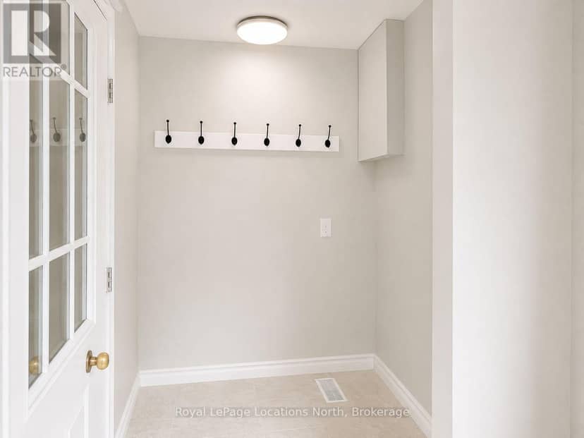 675 Stewart Street — photo 2 of 25