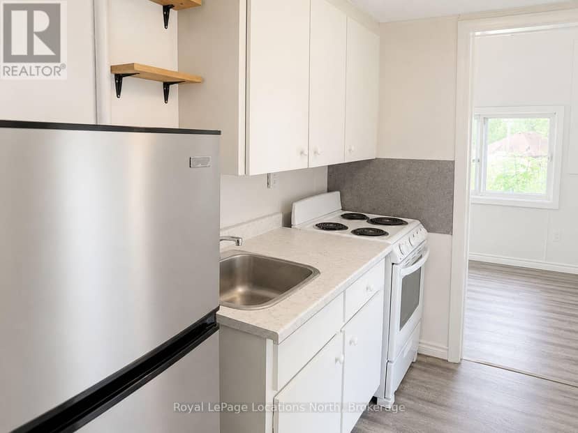675 Stewart Street — photo 21 of 25
