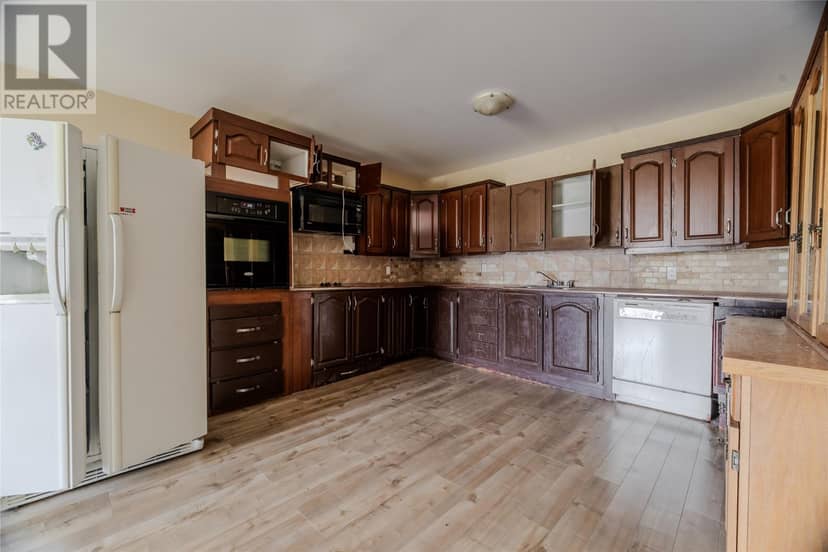 104 Orcan Drive — photo 31 of 40