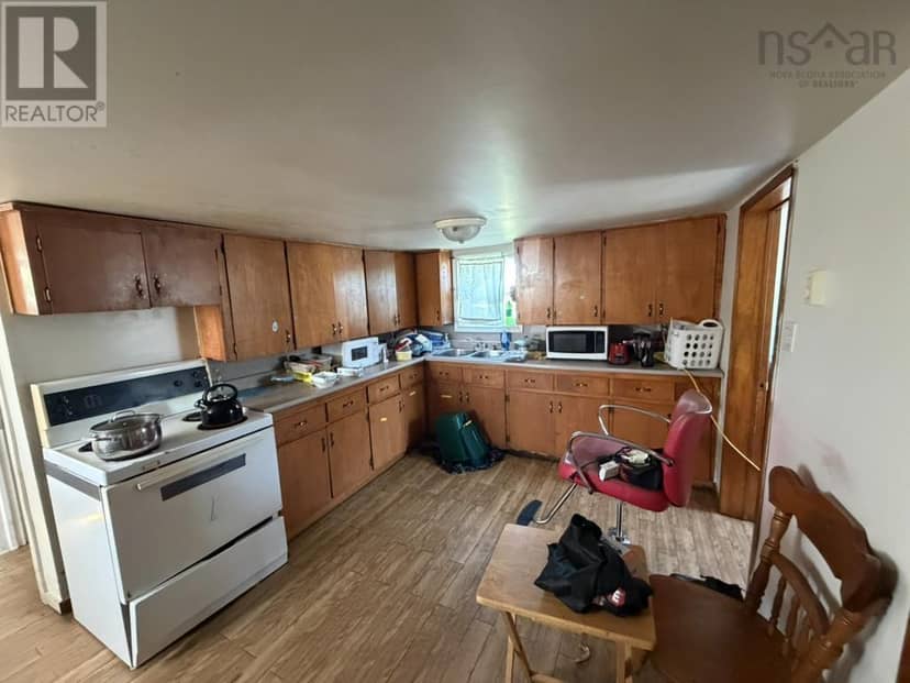 358 Douglas Avenue, Glace Bay, photo 4