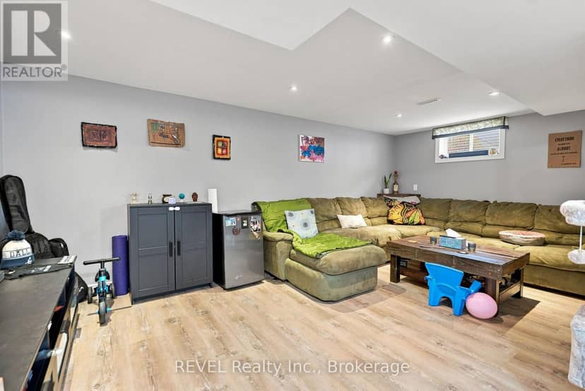 14 Gram Avenue — photo 19 of 30