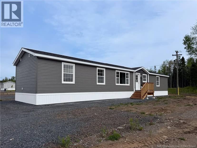 40 Luanne Drive, Lincoln, photo 2