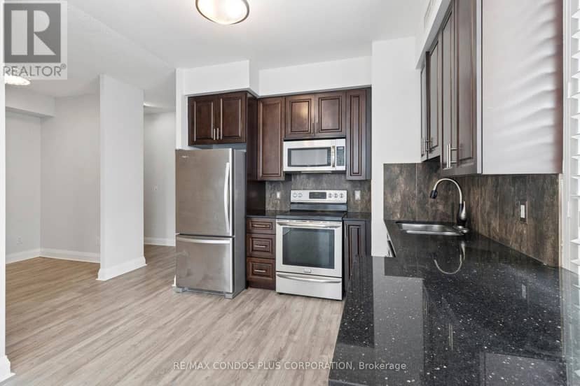1108 - 20 North Park Road — photo 4 of 27