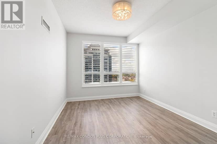 1108 - 20 North Park Road — photo 9 of 27