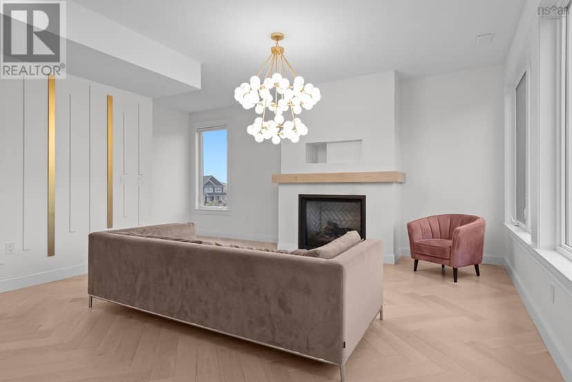 195 Carmel Crescent — photo 16 of 40