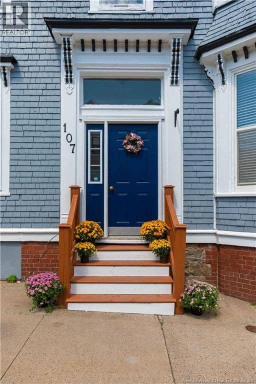 107 Orange Street — photo 2 of 40