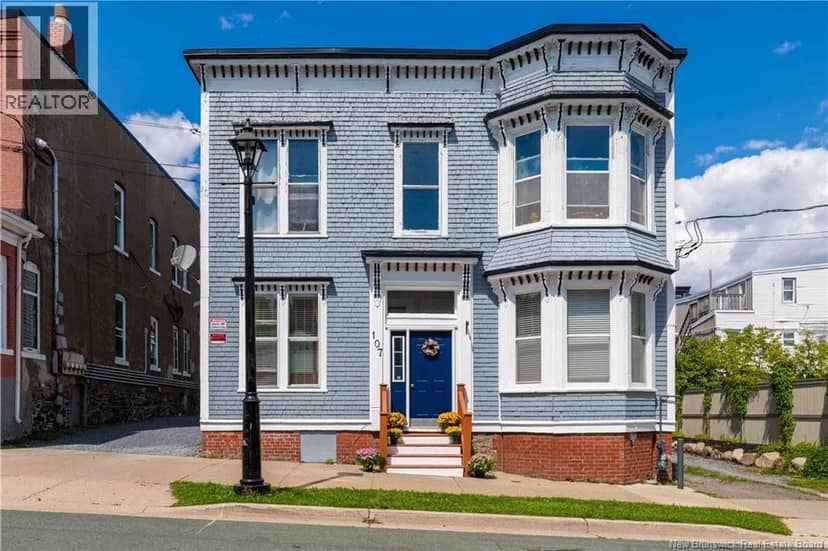107 Orange Street — photo 1 of 40