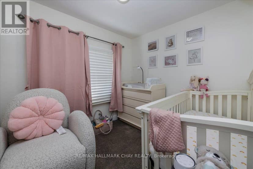 3195 Cowan Avenue — photo 9 of 16