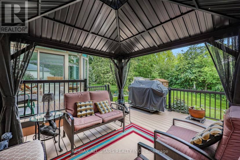 117 Riverglen Drive — photo 33 of 40